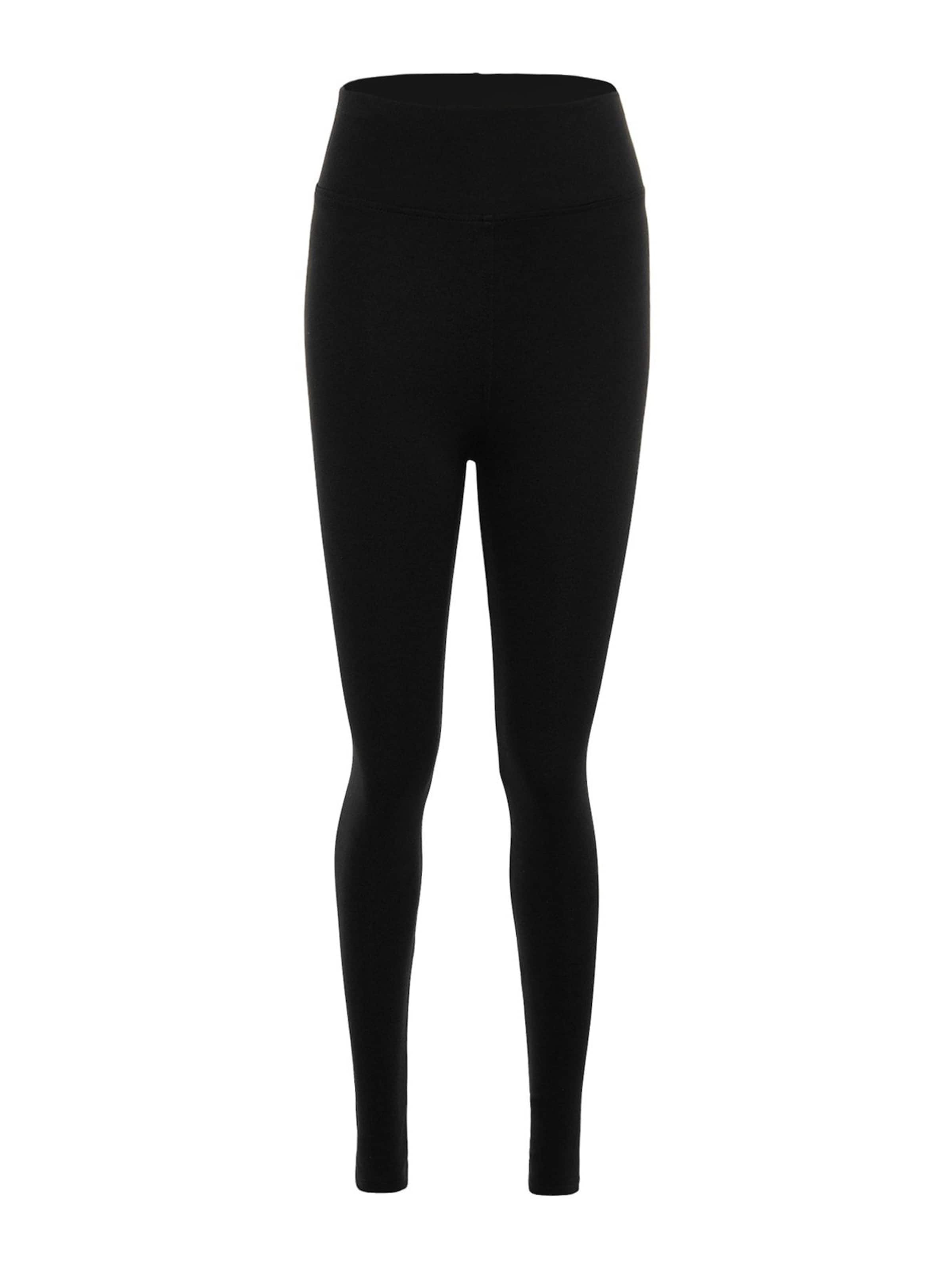 Trendyol Skinny Leggings in Black: front