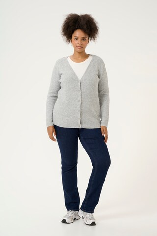 KAFFE CURVE Gebreid vest 'Sylvia' in Grijs