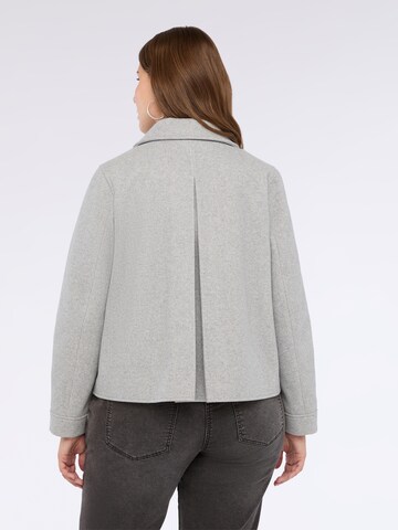Manteau d’hiver Fiorella Rubino en gris