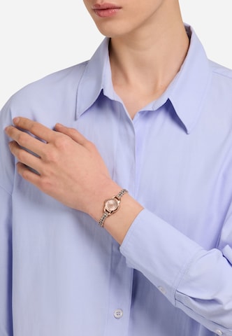 Orologio analogico di FURLA in oro: frontale