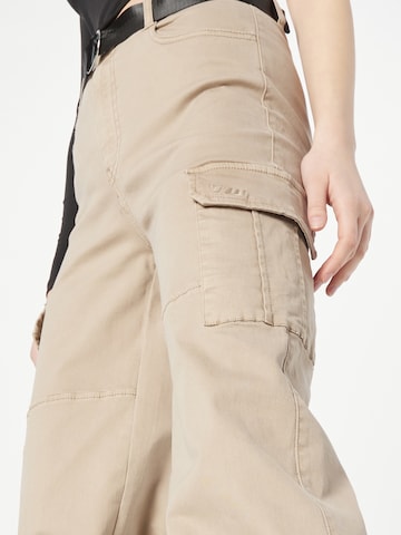 Tally Weijl Regular Hose in Beige