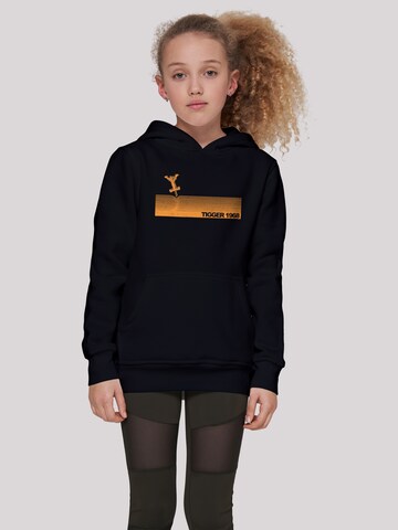 F4NT4STIC Sweatshirt 'Disney Winnie The Pooh Tigger 1968' in Schwarz: predná strana