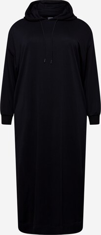 Urban Classics Dress in Black: front