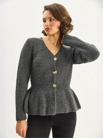 Bianco Lucci Strickjacke in Grau