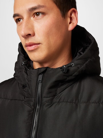 BURTON MENSWEAR LONDON Prehodna jakna | črna barva