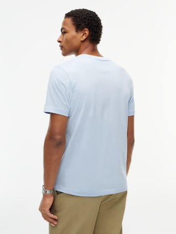 TOMMY HILFIGER - Camiseta 'BRAND LOVE' en azul