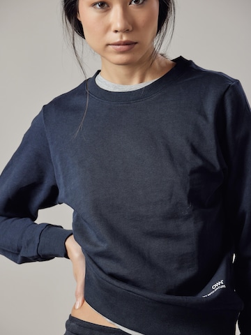Sweat-shirt 'Felpa Girocollo' OWN Off With Nature en bleu : devant