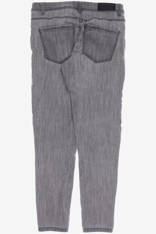 VERO MODA Jeans in 27-28 in Grey