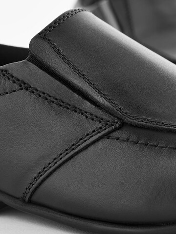 Chaussure basse Next en noir