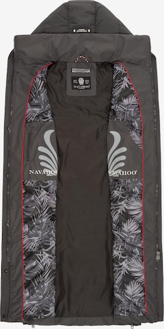 NAVAHOO Bodywarmer 'Brezelchen' in Grijs