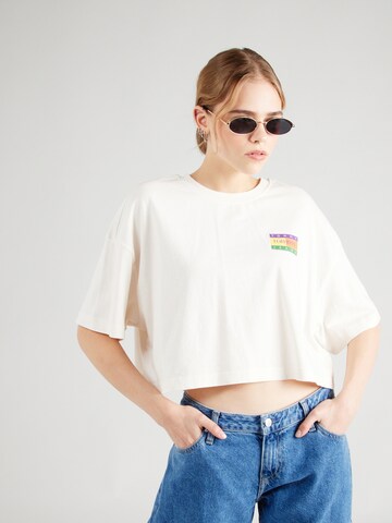 Tommy Jeans Μπλουζάκι 'SUMMER FLAG' σε λευκό: μπροστά