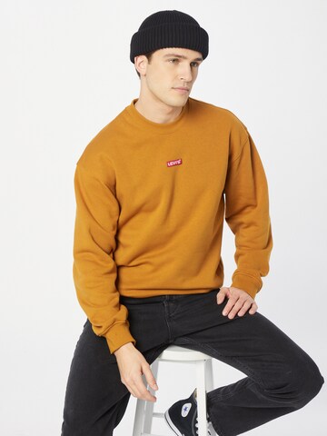 LEVI'S ® Sweatshirt 'Relaxed Baby Tab Crew' in Braun: predná strana