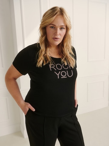 Guido Maria Kretschmer Curvy - Camiseta en negro: frente