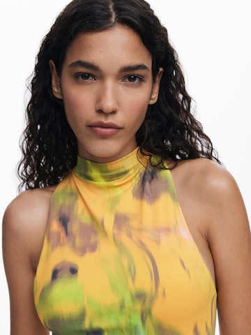 Desigual - Vestido en amarillo