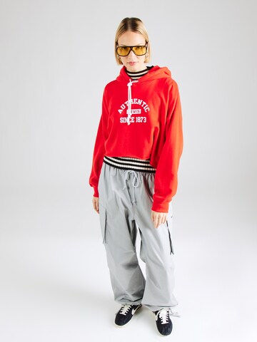 LEVI'S ® Sweatshirt in Red