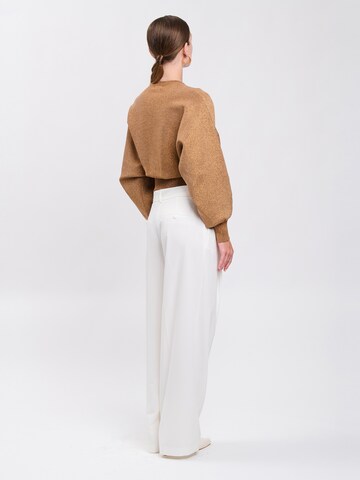 Influencer Sweater in Brown