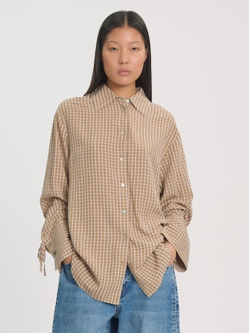 EDITED Bluse 'Juri ' in Beige: Vorderseite