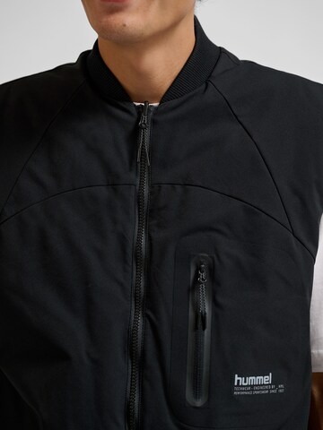 Hummel Sports vest in Black
