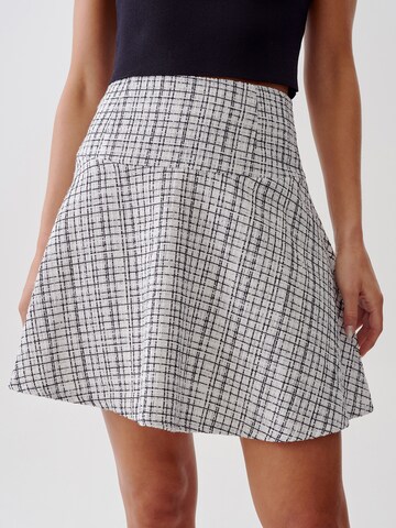 Tussah Skirt 'ALEX' in Black