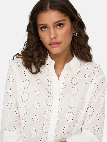JDY - Blusa 'JDY JDYTAKKIE' en blanco