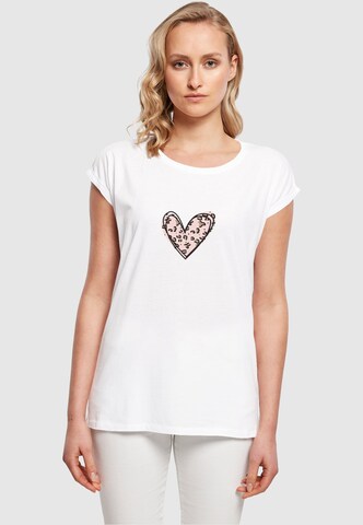 Merchcode T-Shirt 'Valentines Day - Leopard Heart' in Weiß: Vorderseite