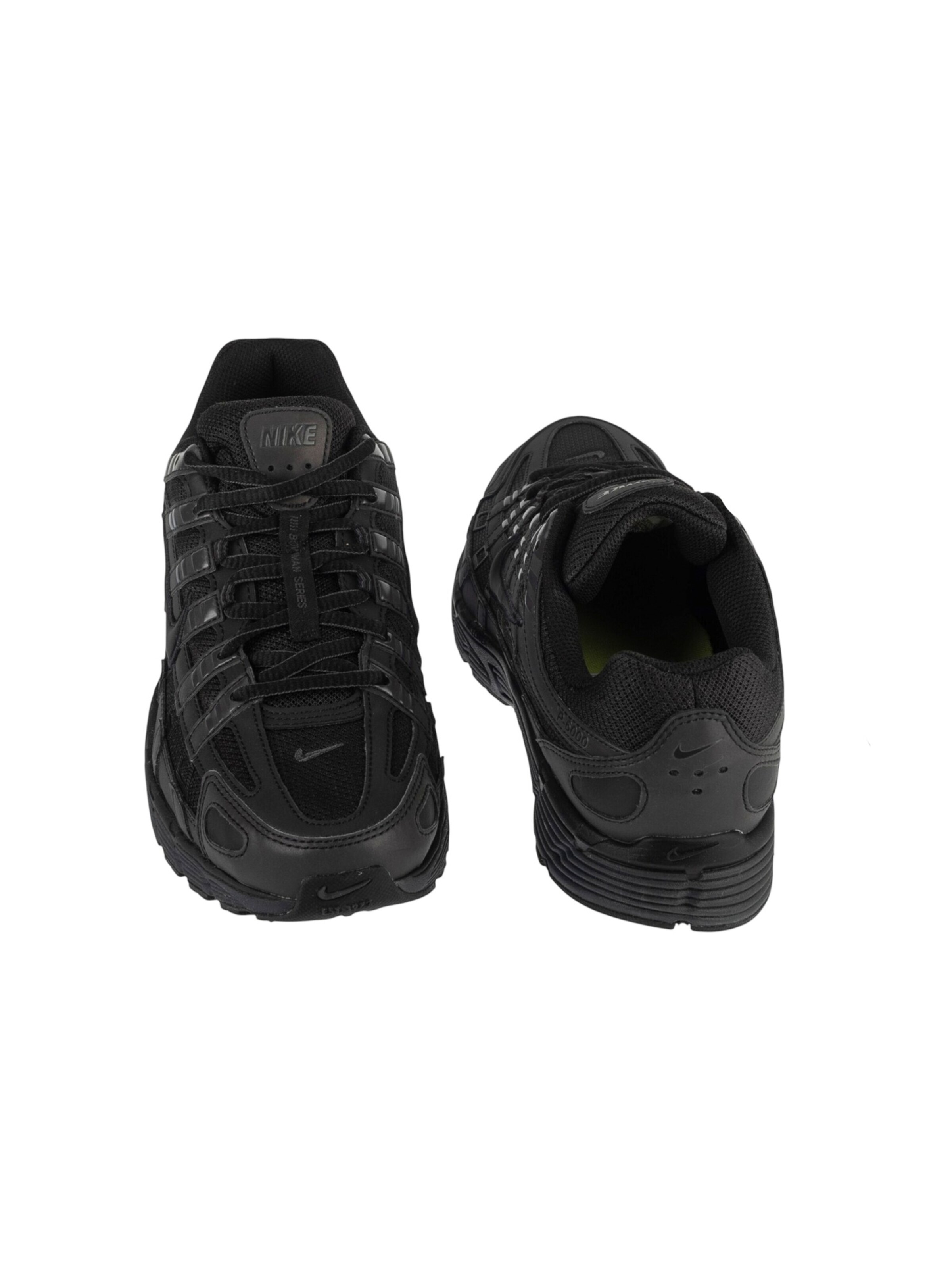 NIKE Sneaker in Schwarz