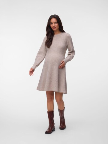 Vero Moda Maternity - Vestido de punto 'VMMangalina' en beige