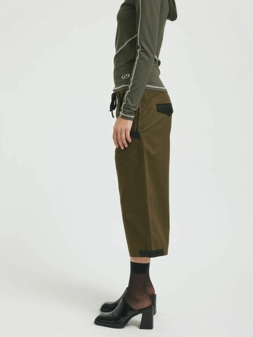 Résumé Loosefit Housut värissä vihreä