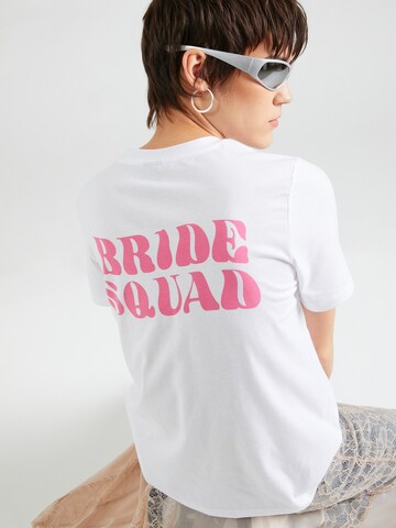 PIECES - Camiseta 'BRIDE' en blanco: frente