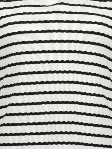 BLUE SEVEN - Camiseta en blanco