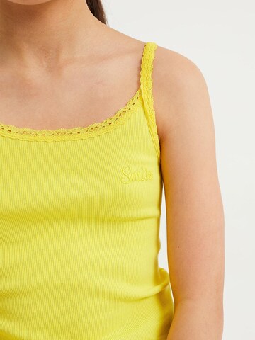 WE Fashion - Top en amarillo