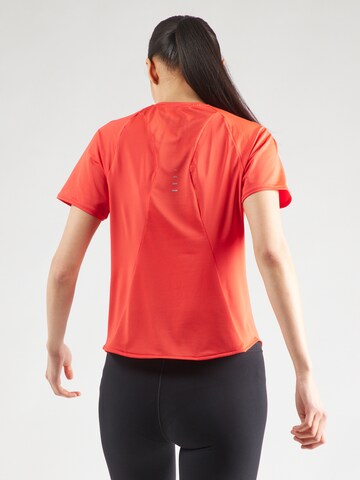 NIKE Functioneel shirt 'SWIFT' in Oranje