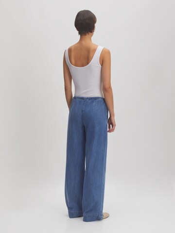 EDITED Regular Jeans 'Mabel' in Blue