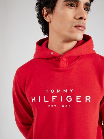 TOMMY HILFIGER Sweatshirt in Rot