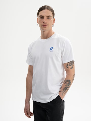 MELA T-Shirt 'Sadhil' in Weiß: Vorderseite