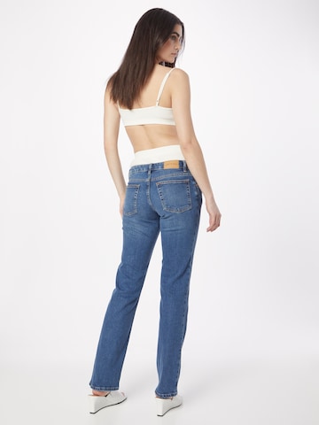 Monki Regular Jeans in Blauw