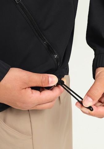 JACK WOLFSKIN Performance Jacket in Black