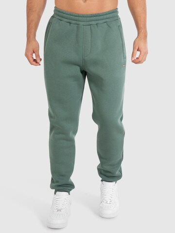 Smilodox Tapered Trousers ' Fiero ' in Green: front