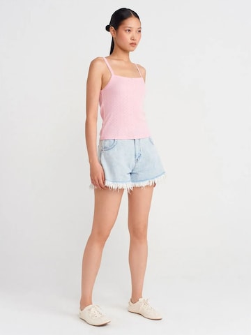 Haut Dilvin en rose