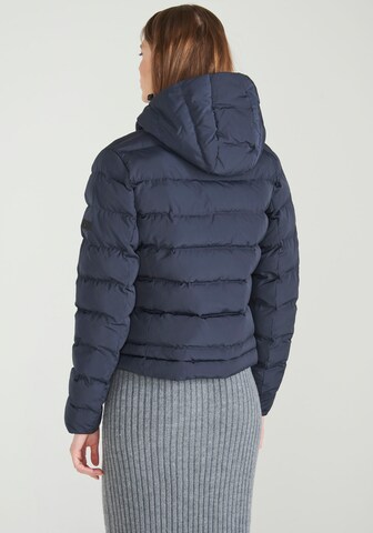 Canadian Classics Between-Season Jacket in Blue