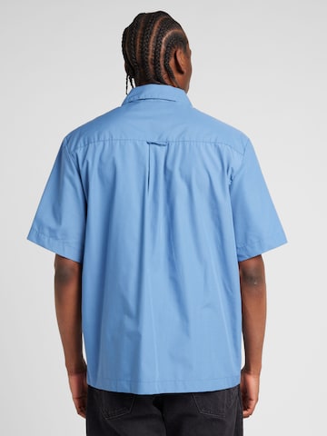 Carhartt WIP Классический крой Рубашка в Синий