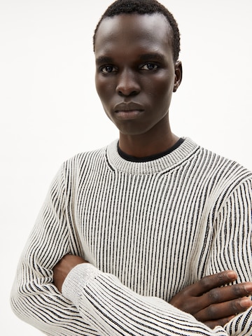 Pull-over 'ANDRAAS' ARMEDANGELS en noir : devant