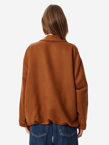 Happiness İstanbul Tussenjas in Bruin