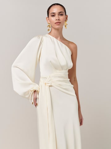 balta Sável Vakarinė suknelė 'Pollie'
