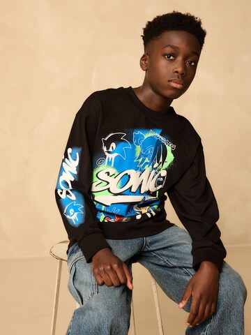 Tricou de la Next pe negru