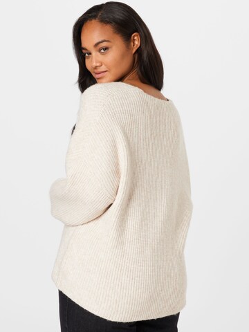 ABOUT YOU Curvy Pullover 'Nuria' in Weiß