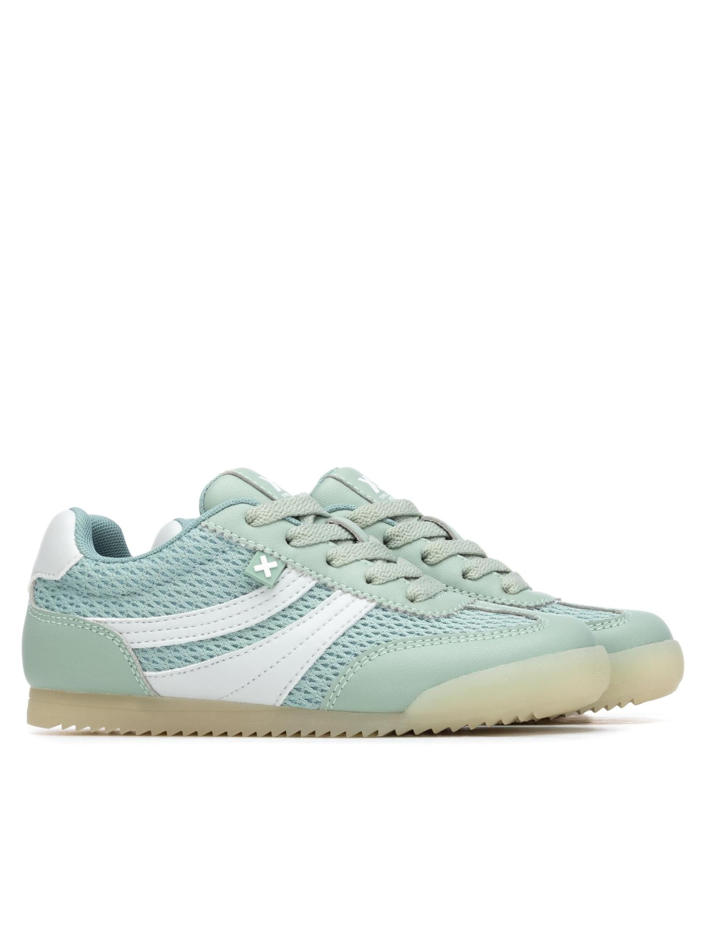 Xti Sneakers in Blue