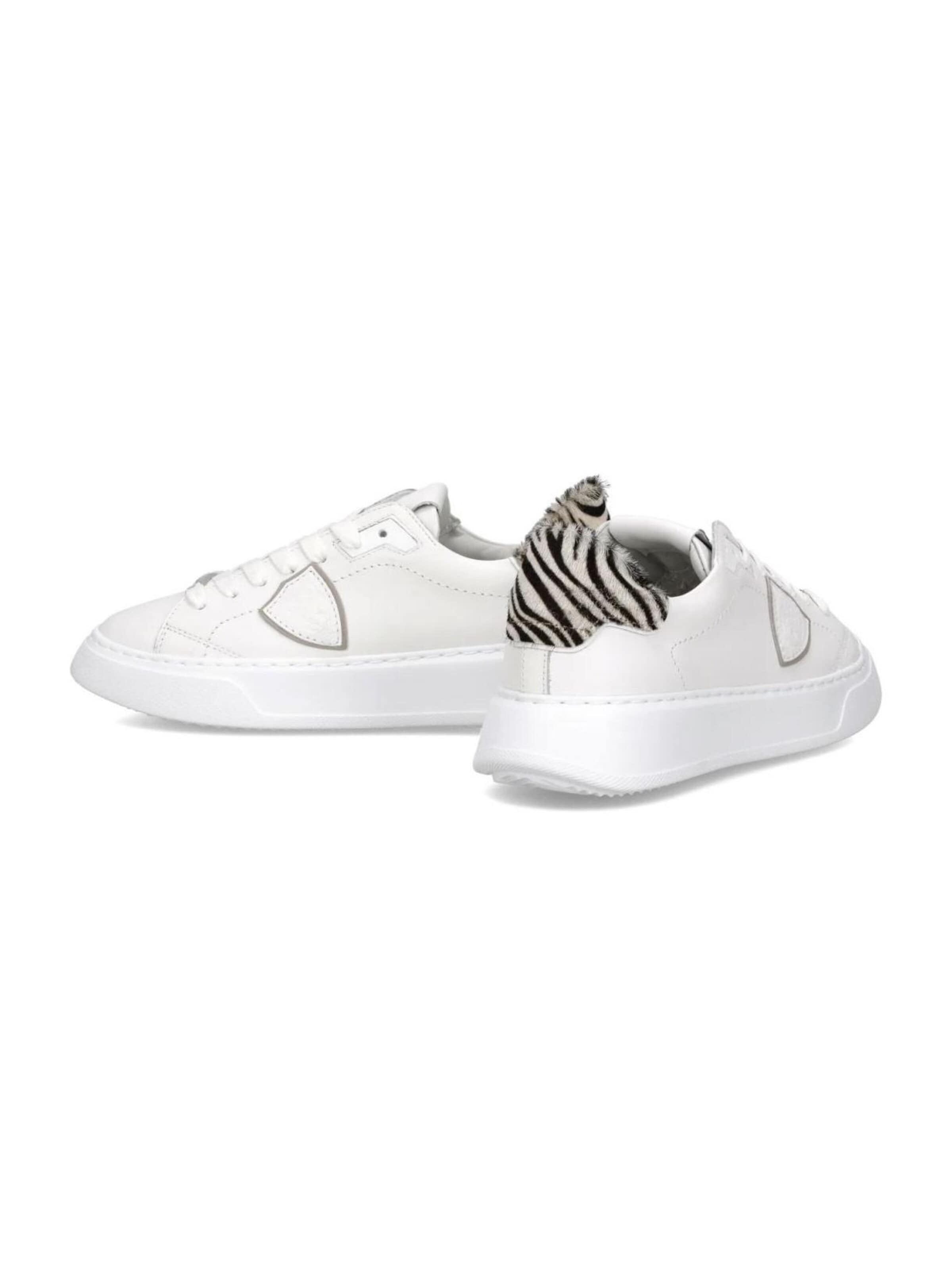 Philippe Model Lace-up shoe in White