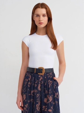 T-shirt Dilvin en blanc : devant