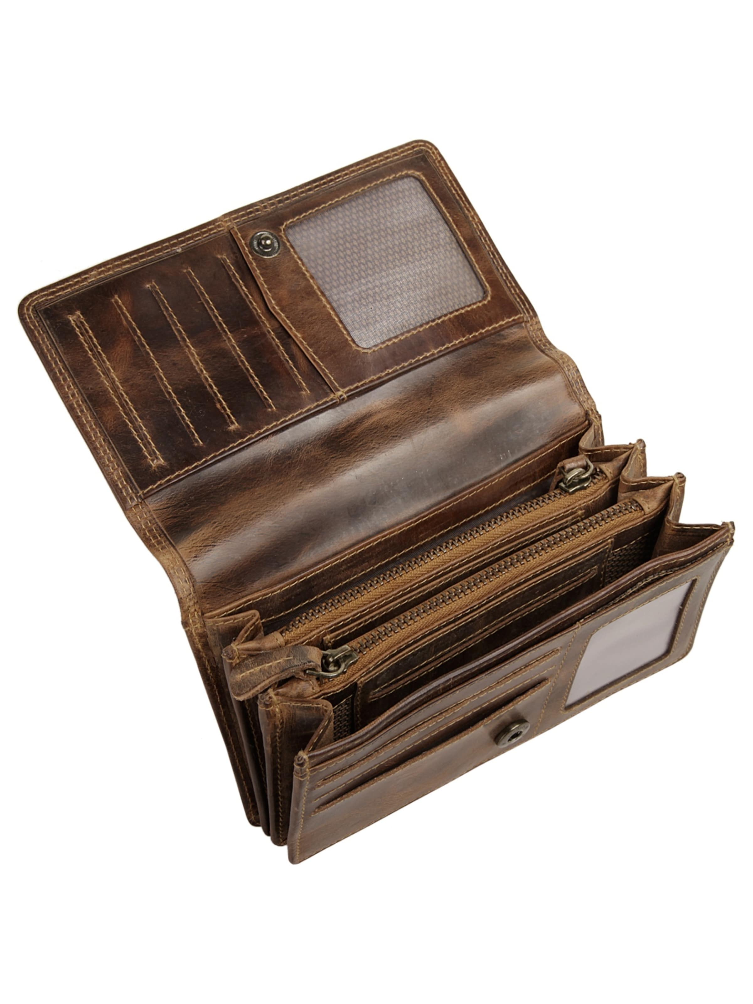 Bagan Wallet in Brown